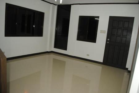 FOR SALE: House Manila Metropolitan Area > Paranaque