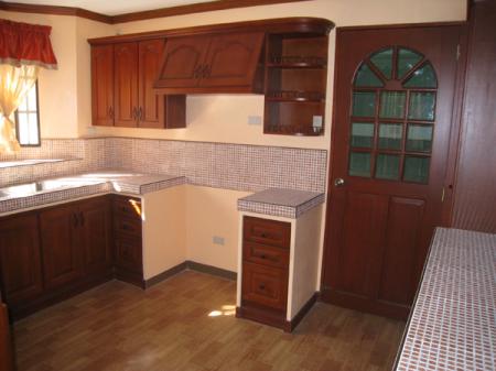 House For Sale in Fairview, Quezon City