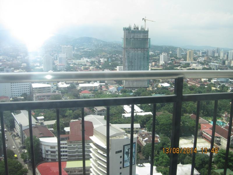 http://bahay.ph/phpThumb/phpThumb.php?src=../pic_listings/8590178023.jpg&w=800