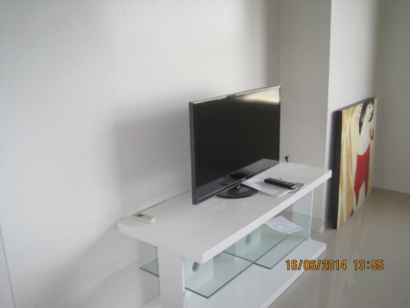http://bahay.ph/phpThumb/phpThumb.php?src=../pic_listings/8590175780.jpg&w=800