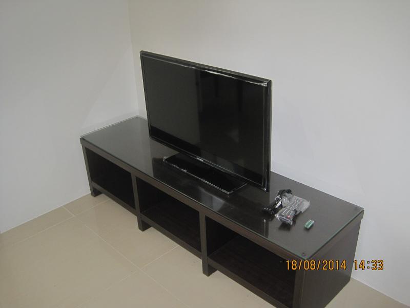 http://bahay.ph/phpThumb/phpThumb.php?src=../pic_listings/8590178199.jpg&w=800