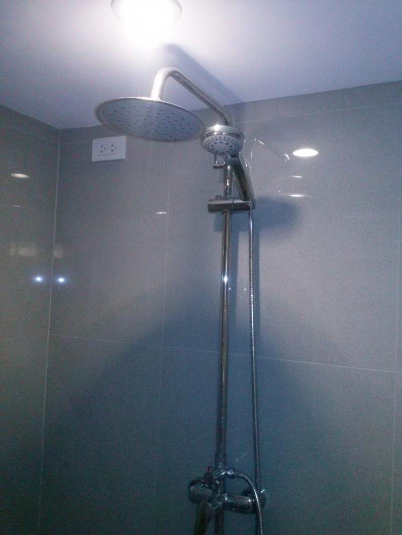 http://bahay.ph/phpThumb/phpThumb.php?src=../pic_listings/8590178221.jpg&w=800
