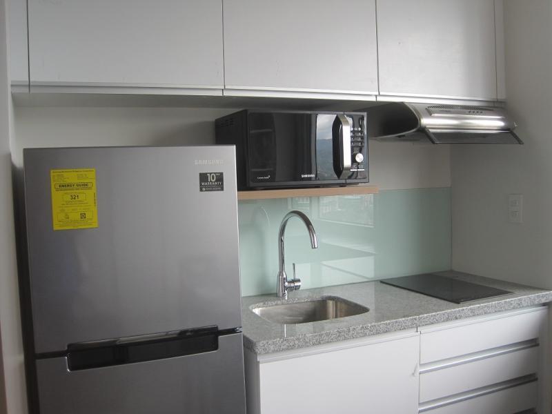 http://bahay.ph/phpThumb/phpThumb.php?src=../pic_listings/8590191634.jpg&w=800