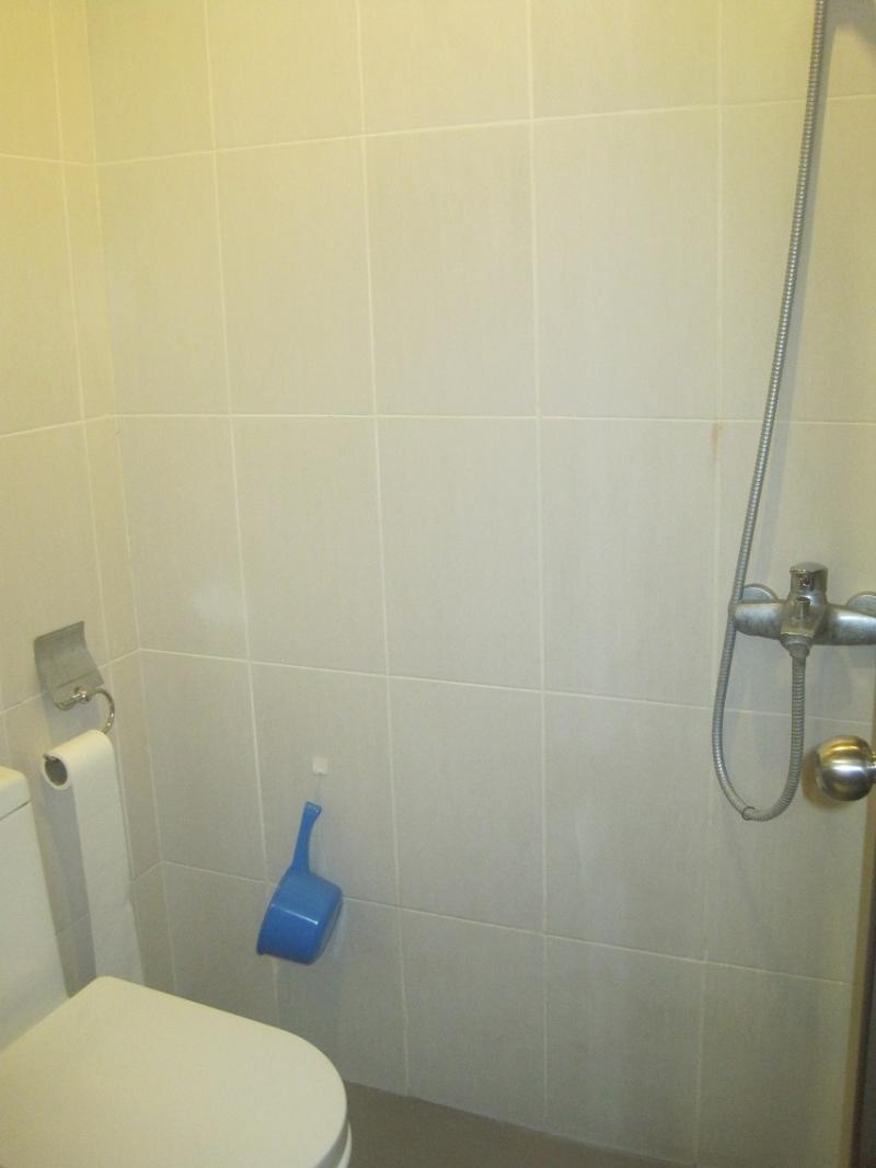 http://bahay.ph/phpThumb/phpThumb.php?src=../pic_listings/8590191640.jpg&w=800