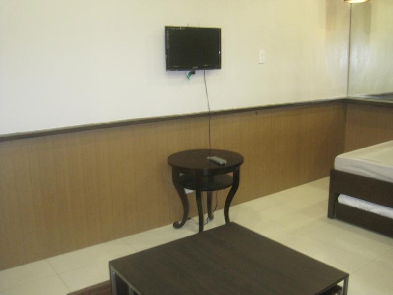 http://bahay.ph/phpThumb/phpThumb.php?src=../pic_listings/8590191641.jpg&w=800