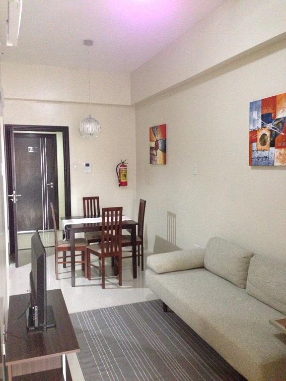 http://bahay.ph/phpThumb/phpThumb.php?src=../pic_listings/8590196399.jpg&w=800