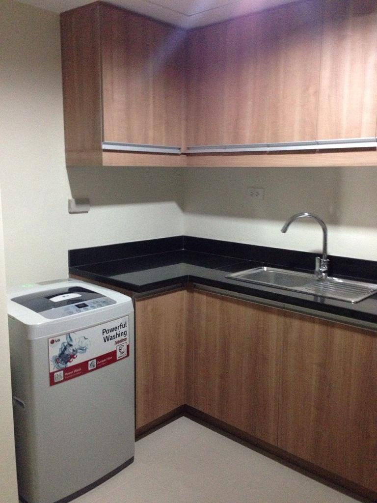 http://bahay.ph/phpThumb/phpThumb.php?src=../pic_listings/8590196402.jpg&w=800