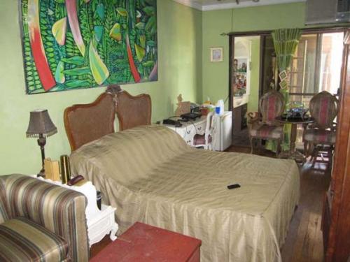 FOR SALE: House Manila Metropolitan Area > Makati 4