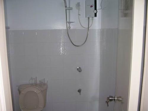 Toilet & Bath