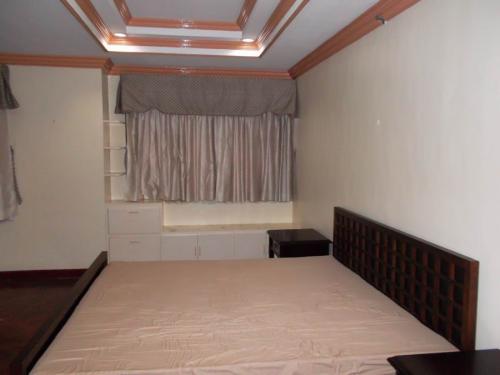 Master Bed