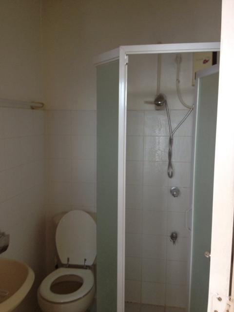 Toilet & Bath