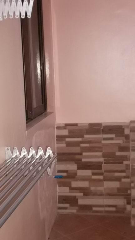 2nd Balcony with pull out Hanger