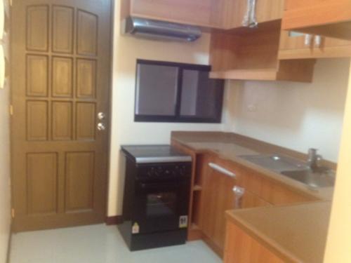 FOR RENT / LEASE: House Cebu > Other areas 16