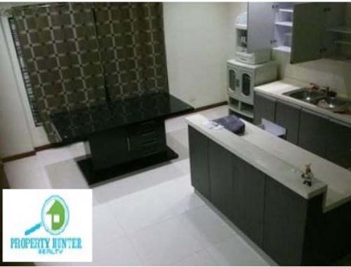 FOR SALE: Apartment / Condo / Townhouse Manila Metropolitan Area > Manila 2