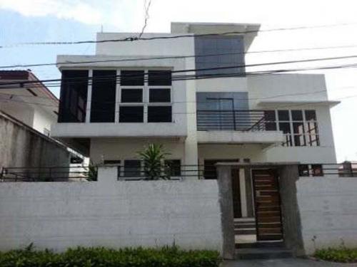 FOR SALE: House Manila Metropolitan Area > Paranaque 1