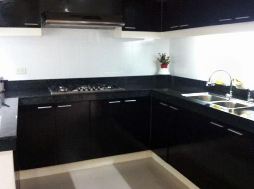 FOR SALE: Apartment / Condo / Townhouse Rizal 3