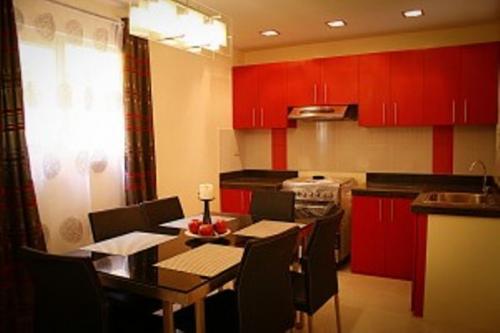 FOR SALE: Apartment / Condo / Townhouse Manila Metropolitan Area > Valenzuela 2