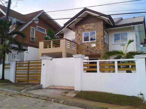 FOR SALE: House Manila Metropolitan Area > Quezon