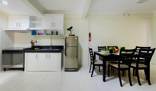 rodriguez makati house and lot for sale rfo near rockwell ayala 09235564517 rico navarro