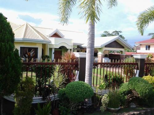 FOR SALE: House Bohol 4