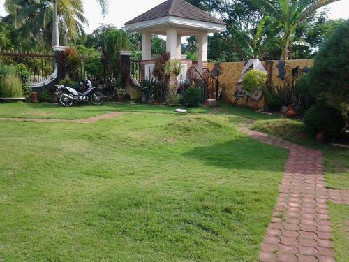 FOR SALE: House Bohol 10