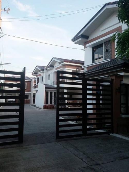 Quezon City house for sale ready for occupancy 238 sqm 4 bed 2 car garage 09176747343 rico navarro