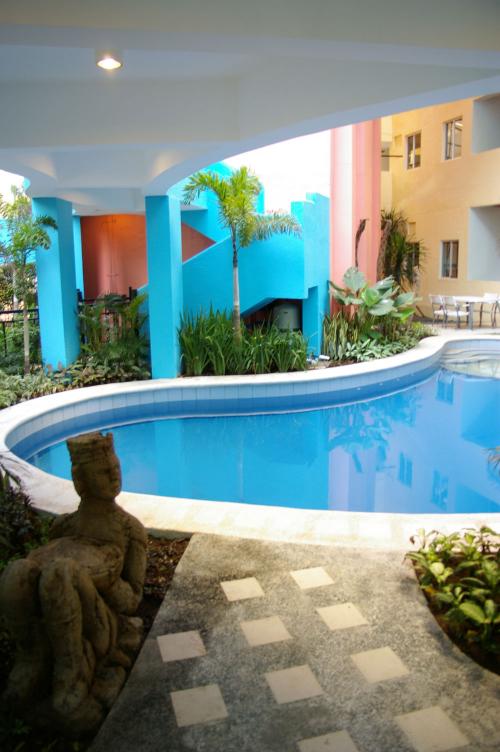 for rent 9k for sale 1M kingspoint condo furnished qc 09235564517 rico navarro