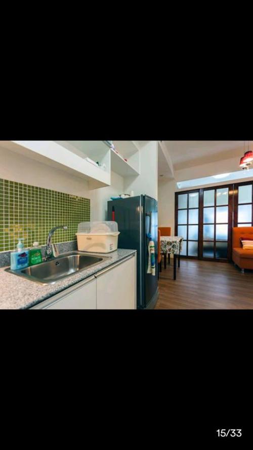 FOR RENT / LEASE: Apartment / Condo / Townhouse Manila Metropolitan Area > Makati 3