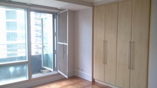 FOR SALE: Apartment / Condo / Townhouse Manila Metropolitan Area 5