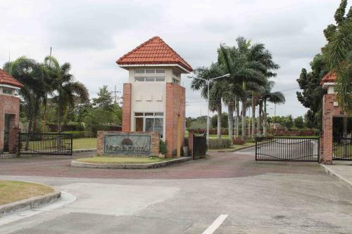 FOR SALE: Lot / Land / Farm Laguna > Calamba 1