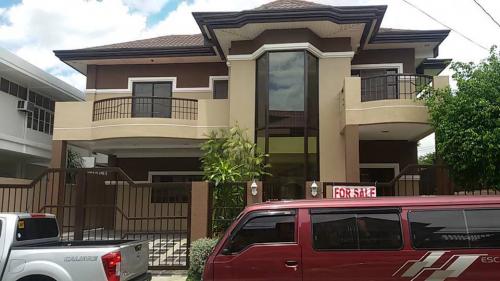 FOR SALE: House Manila Metropolitan Area > Quezon