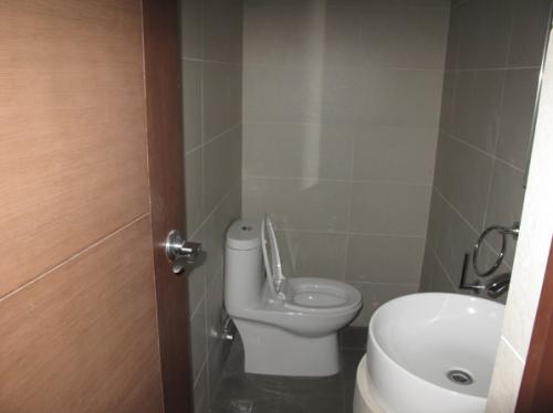 FOR SALE: Apartment / Condo / Townhouse Manila Metropolitan Area 2