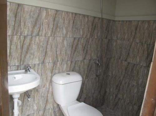 FOR SALE: House Manila Metropolitan Area 7