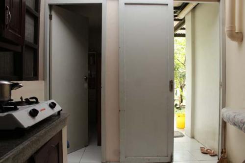 FOR SALE: House Manila Metropolitan Area 2