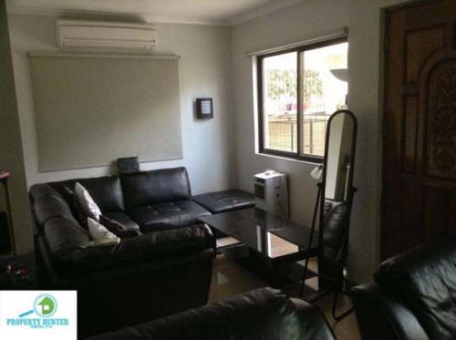 FOR SALE: House Manila Metropolitan Area 1