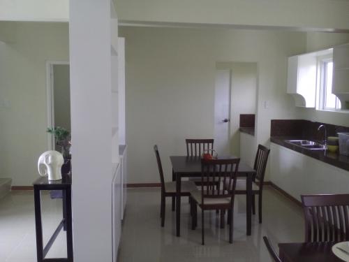 FOR SALE: House Pampanga > San Fernando 3