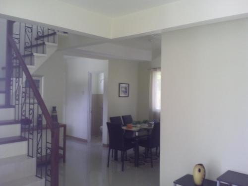 FOR SALE: House Pampanga > San Fernando 2