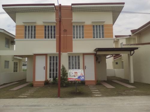 FOR SALE: House Pampanga 1