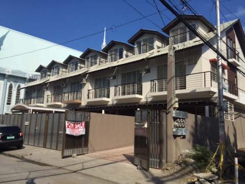 FOR SALE: Apartment / Condo / Townhouse Manila Metropolitan Area > Quezon