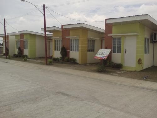 FOR SALE: House Pampanga 1