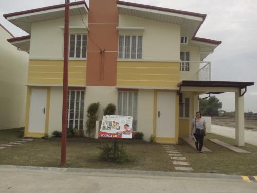 FOR SALE: House Pampanga