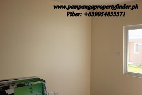 FOR SALE: House Pampanga 9