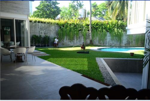 FOR RENT / LEASE: House Manila Metropolitan Area > Makati