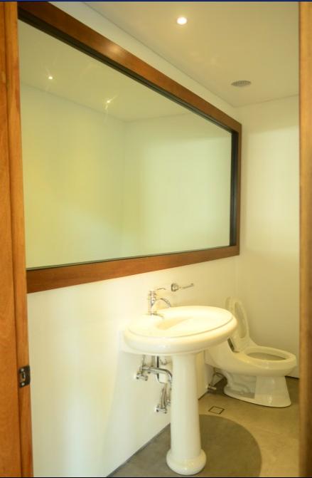 FOR RENT / LEASE: House Manila Metropolitan Area > Makati 1