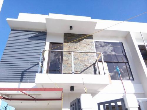 FOR SALE: Apartment / Condo / Townhouse Cebu 1