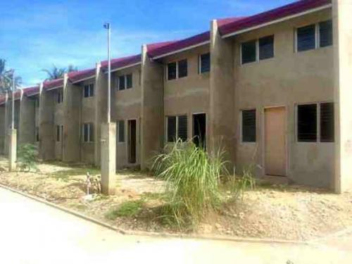 FOR SALE: Apartment / Condo / Townhouse Cebu > Other areas