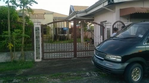 FOR SALE: House Laguna
