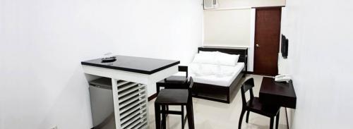 FOR RENT / LEASE: Apartment / Condo / Townhouse Cebu 2