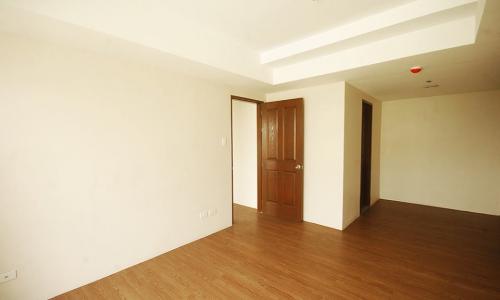 FOR SALE: Apartment / Condo / Townhouse Rizal 1
