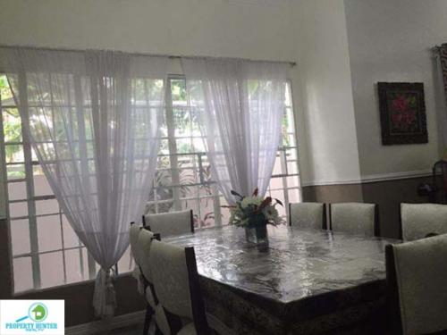 FOR SALE: House Manila Metropolitan Area > Paranaque 6